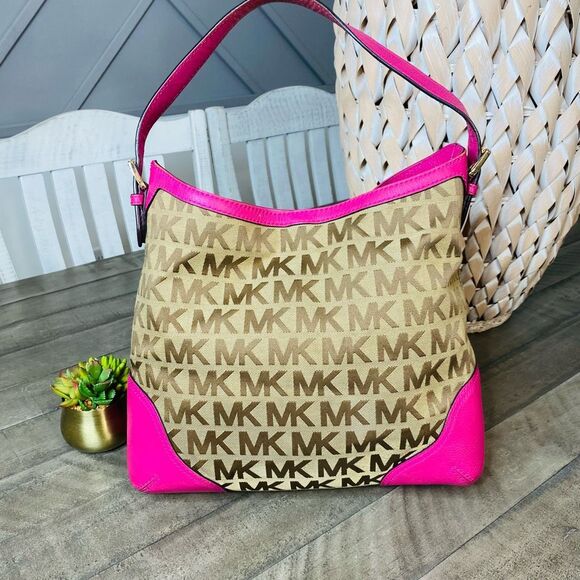 Michael Kors Millbrook Signature Jacquard Large Pink Shoulder Hobo Bag - Picture 6 of 12